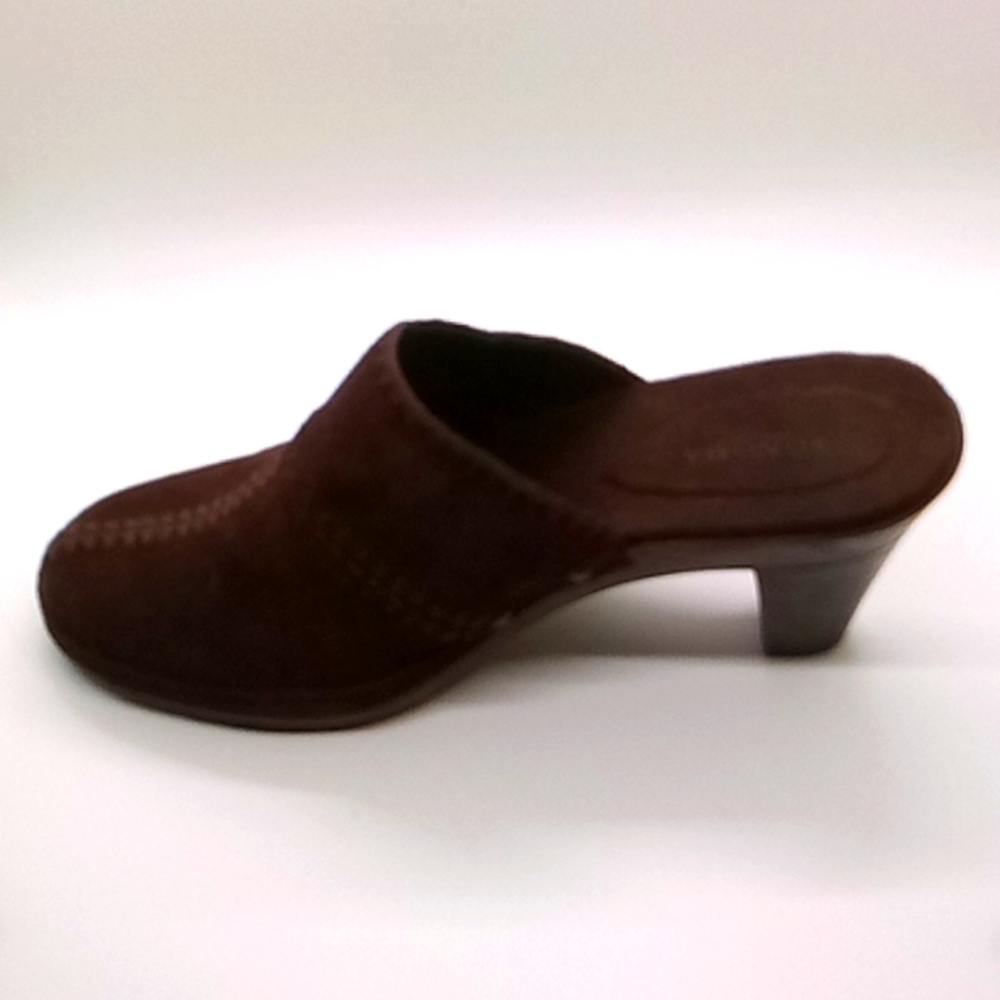 Sonoma brown mules Size 8 1/2